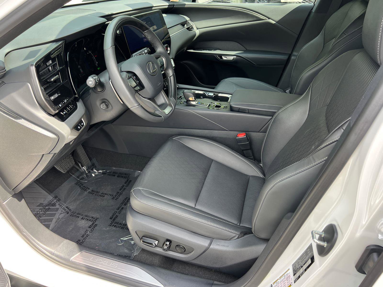Certified 2024 Lexus RX 350 w/ Technology Package AWD/4WD image 10