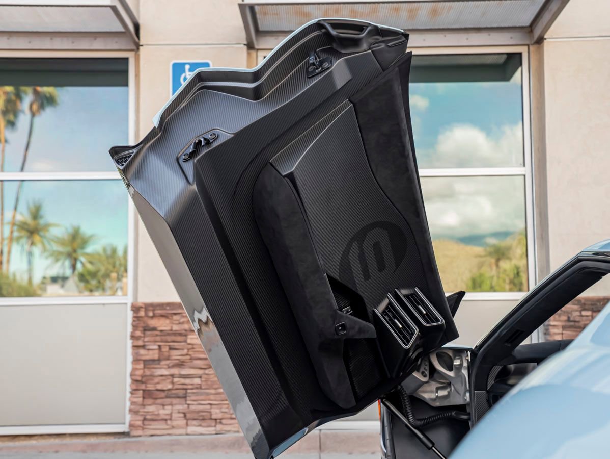 Used 2019 Ford GT RWD image 15