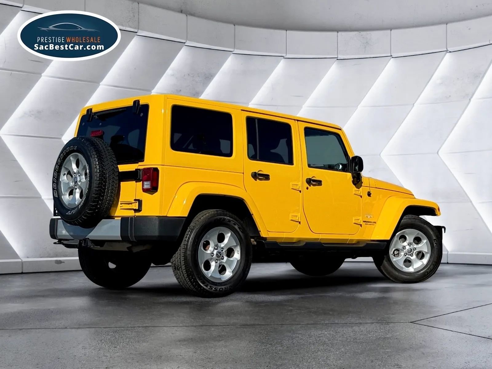 Used 2015 Jeep Wrangler Unlimited Sahara w/ Max Tow Package image 6