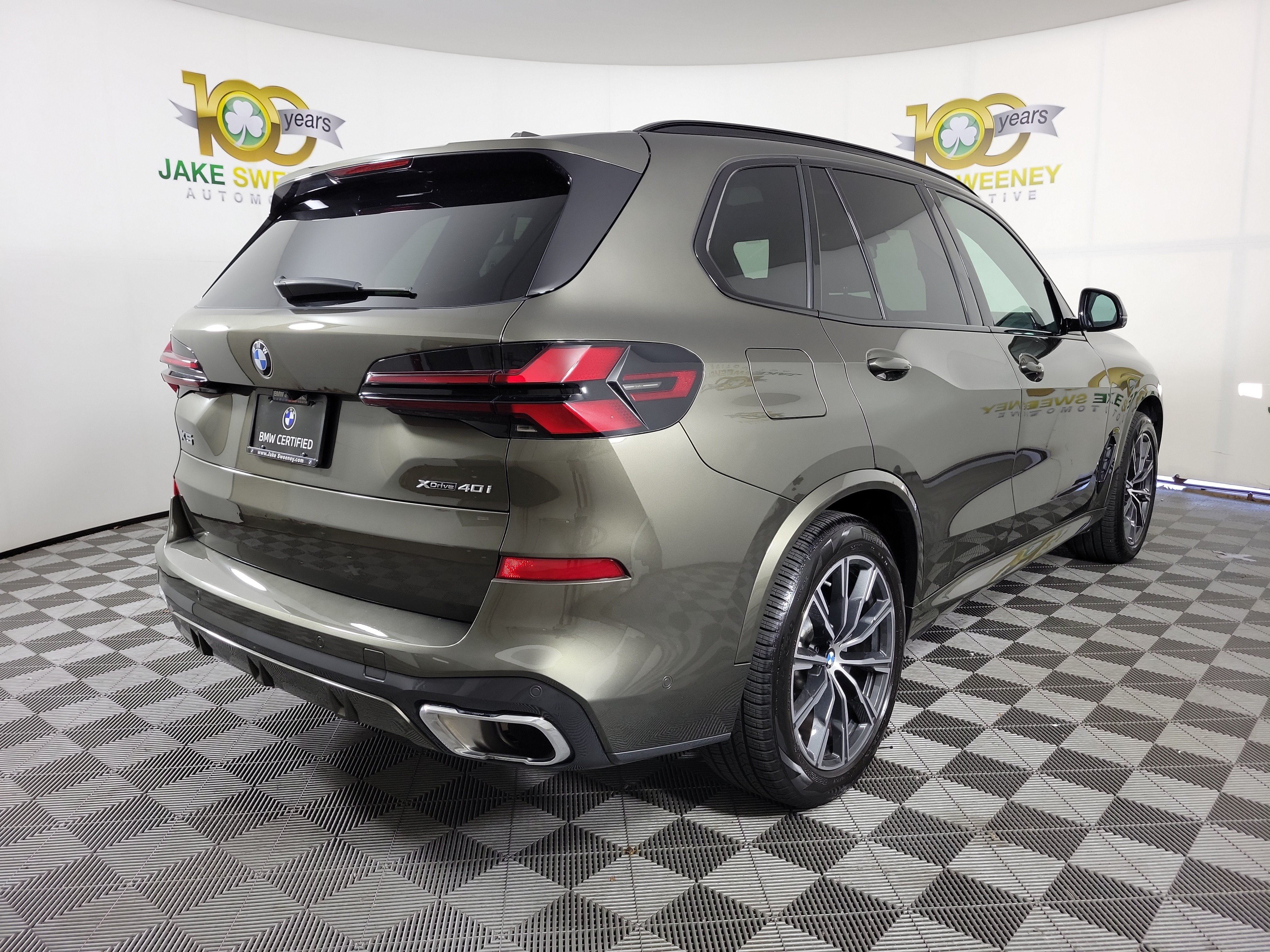 Used 2024 BMW X5 xDrive40i w/ M Sport Package AWD/4WD image 7