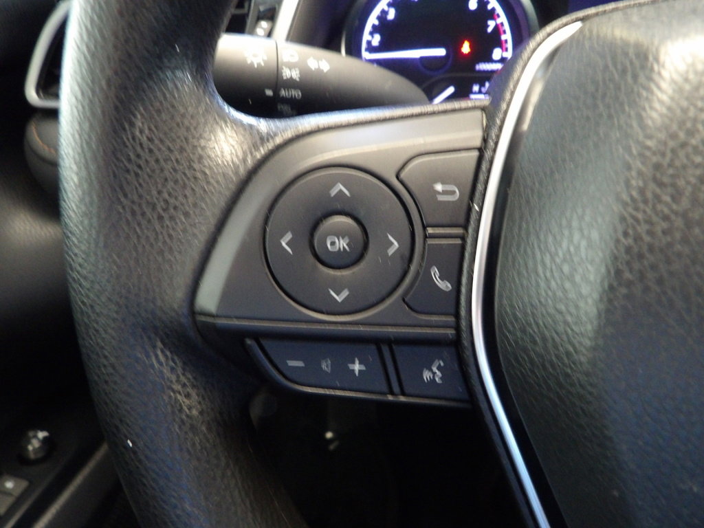 Used 2019 Toyota Camry LE image 28