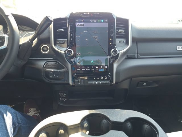 Used 2025 RAM 2500 Big Horn AWD/4WD image 27