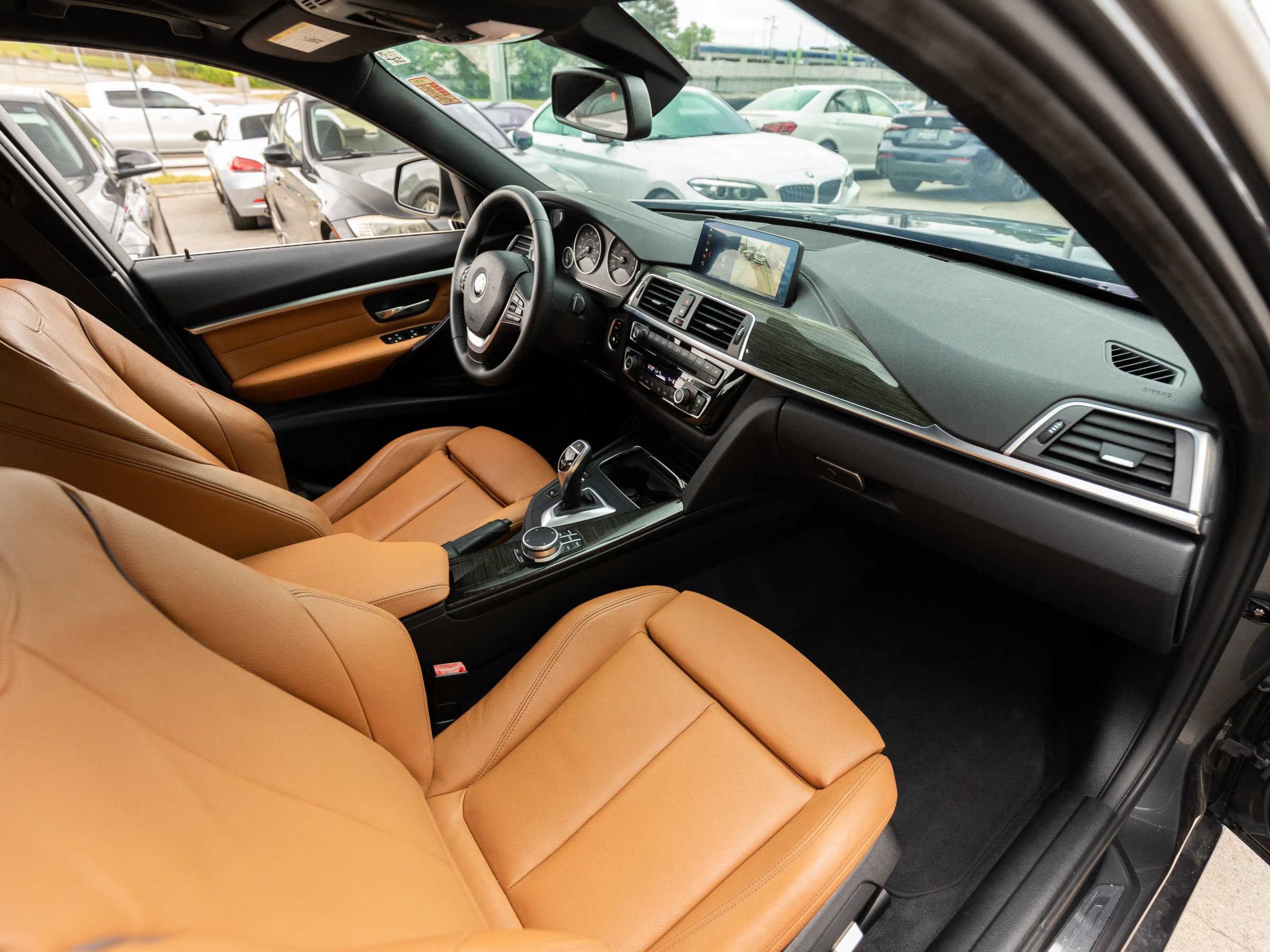 Used 2018 BMW 330i Sedan RWD image 23