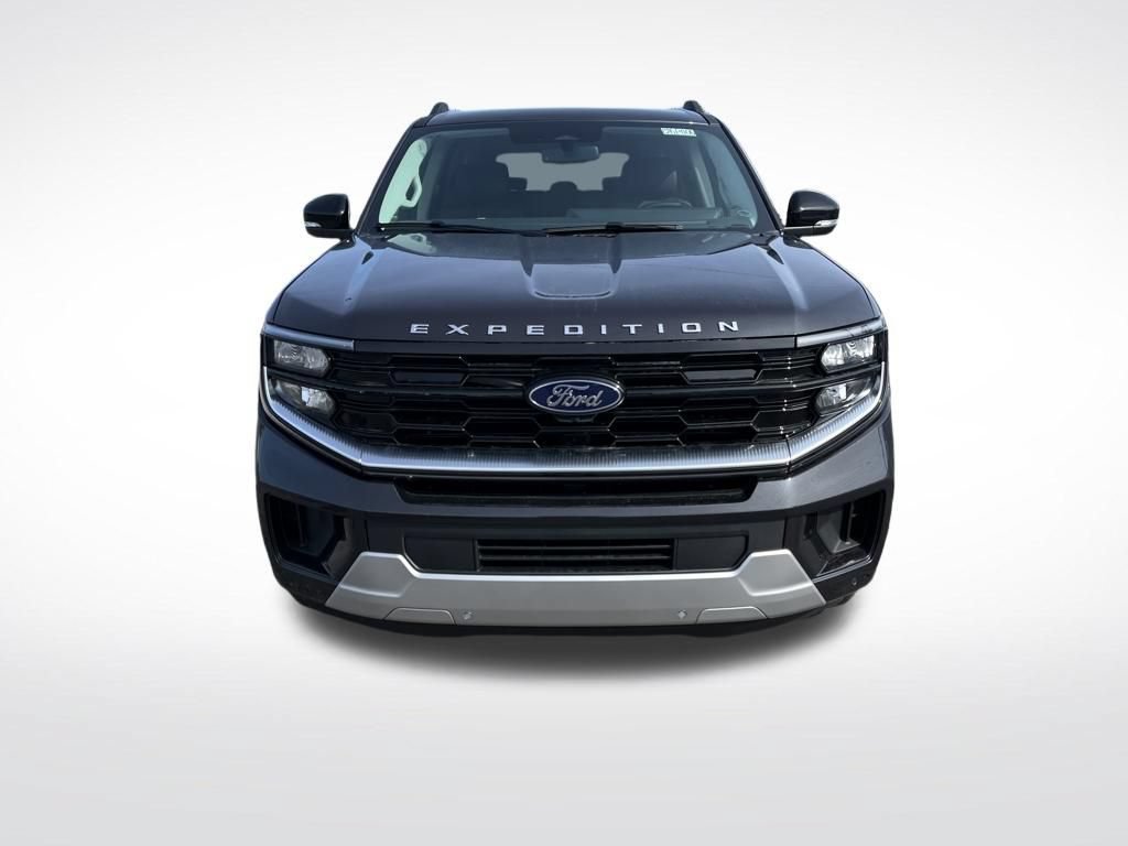 New 2026 Ford Expedition Platinum w/ Platinum Ultimate Package AWD/4WD image 8