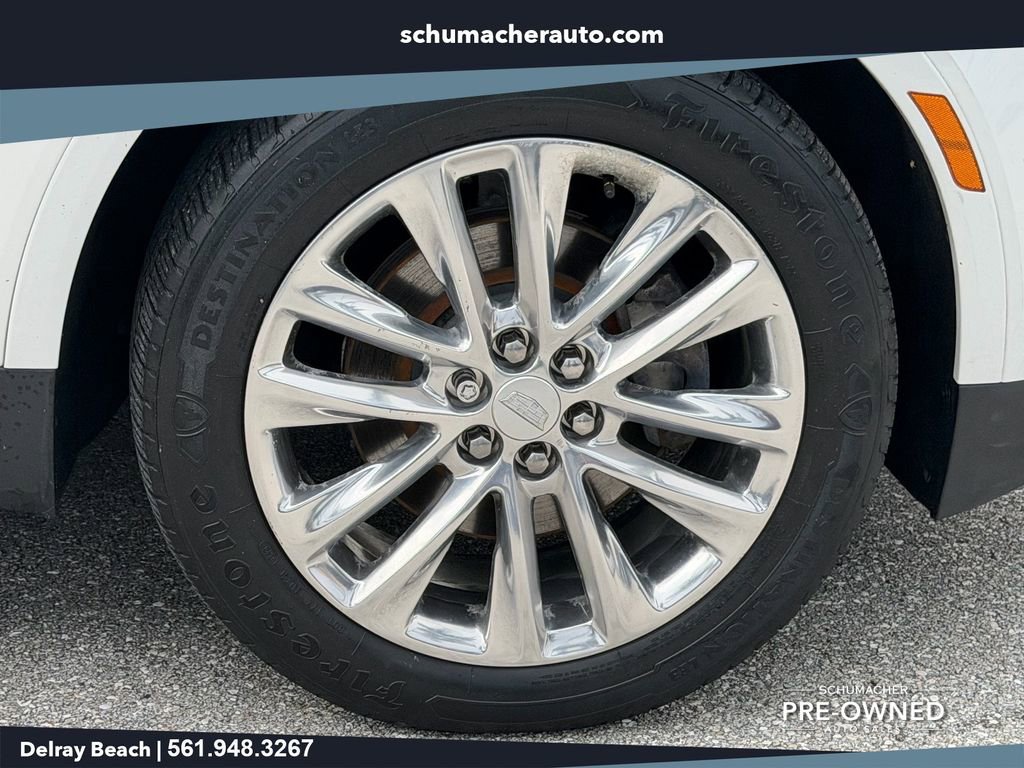 Used 2017 Cadillac XT5 Platinum w/ Driver Assist Package AWD/4WD image 8