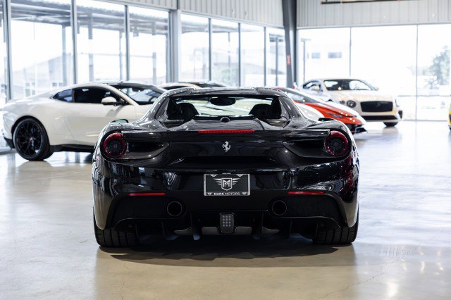 Used 2018 Ferrari 488 Spider RWD image 5