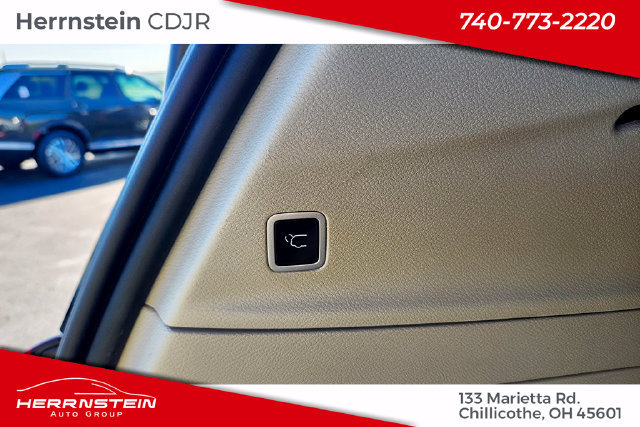 Used 2024 Chrysler Voyager LX FWD image 27