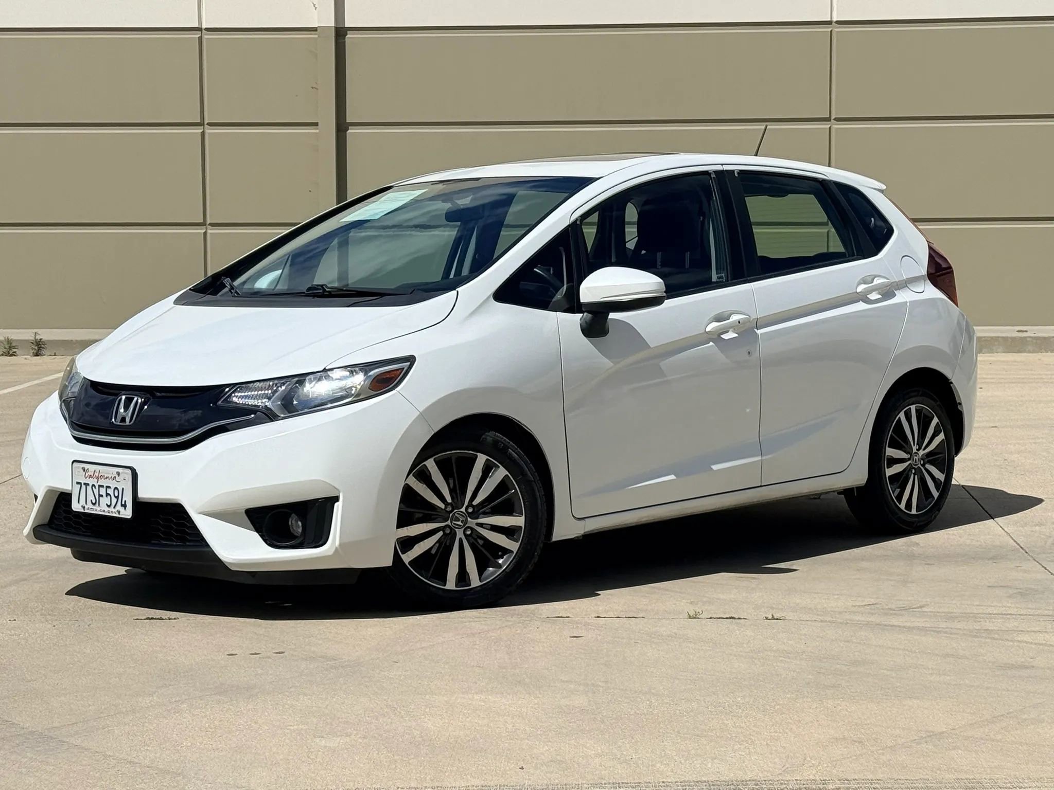 Used 2016 Honda Fit EX image 1