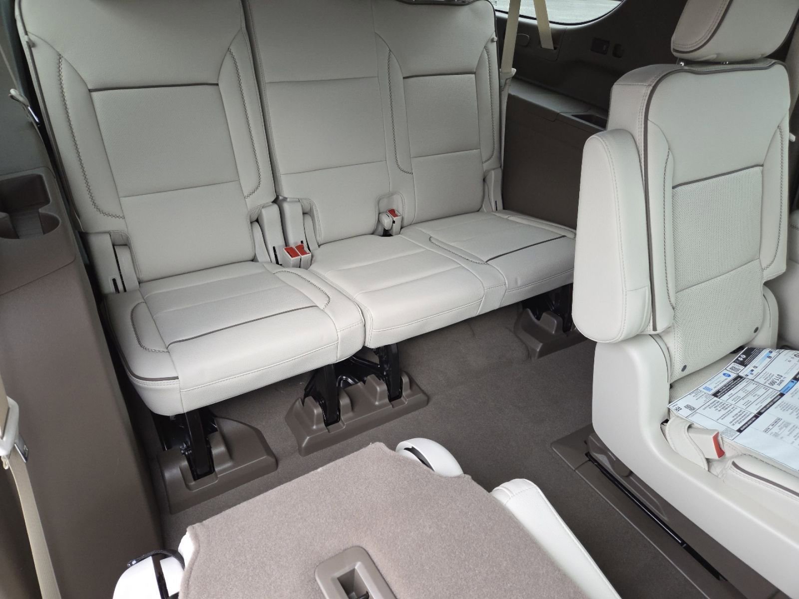 New 2026 GMC Yukon XL Denali image 24