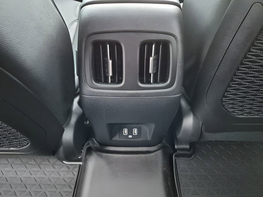 Used 2023 Hyundai Santa Cruz Limited image 21