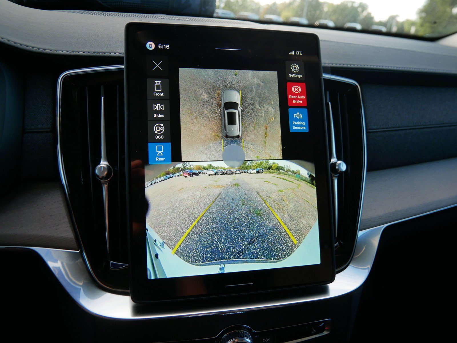 New 2027 Volvo XC90 B6 Plus AWD/4WD image 10