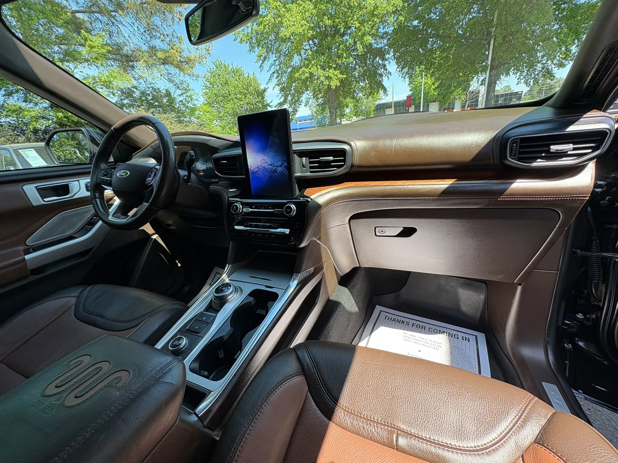 Used 2021 Ford Explorer King Ranch w/ Premium Technology Package AWD/4WD image 10