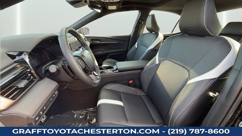 Used 2026 Toyota Camry SE w/ Multimedia Upgrade Package AWD/4WD image 23
