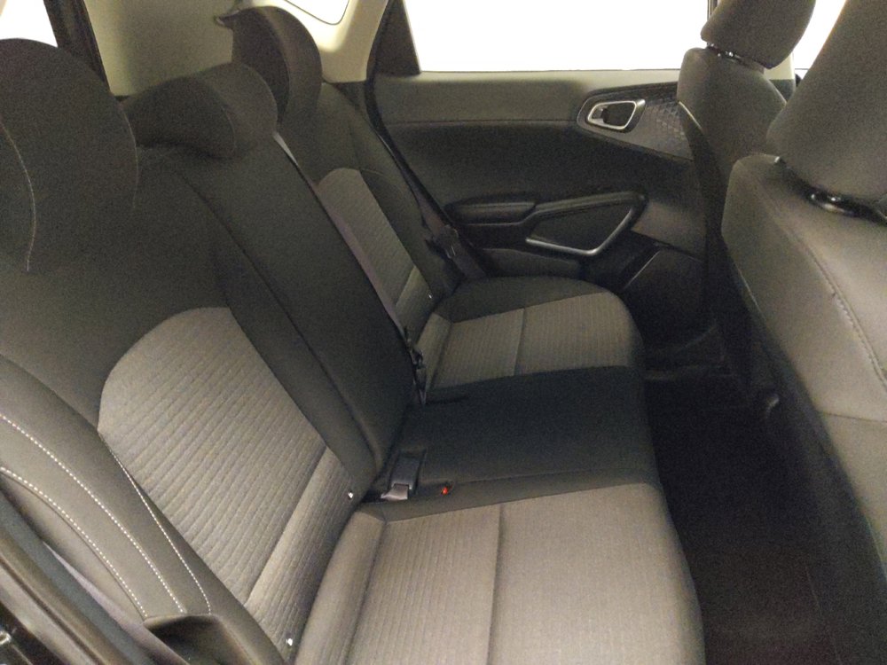 Used 2021 Kia Soul S image 19
