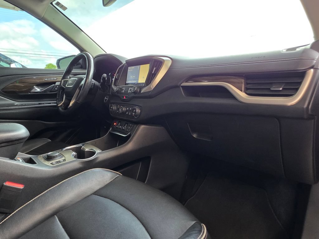 Used 2019 GMC Terrain Denali w/ Driver Alert Package II AWD/4WD image 29