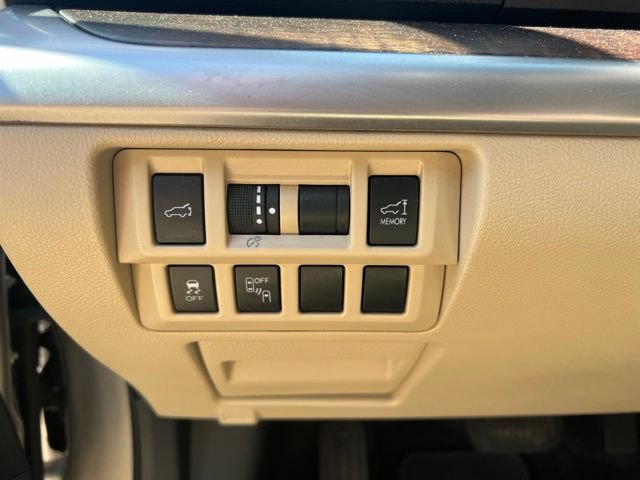 Used 2016 Subaru Outback 2.5i Limited w/ Popular Package #4 AWD/4WD image 13