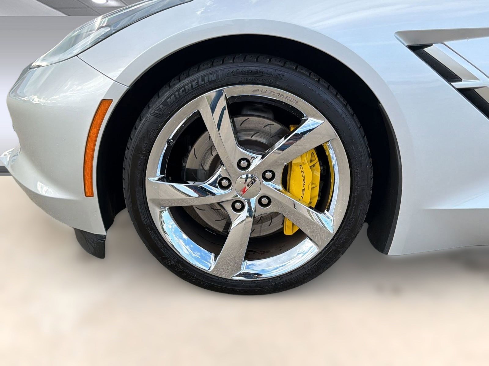 Used 2019 Chevrolet Corvette Stingray Coupe RWD image 11
