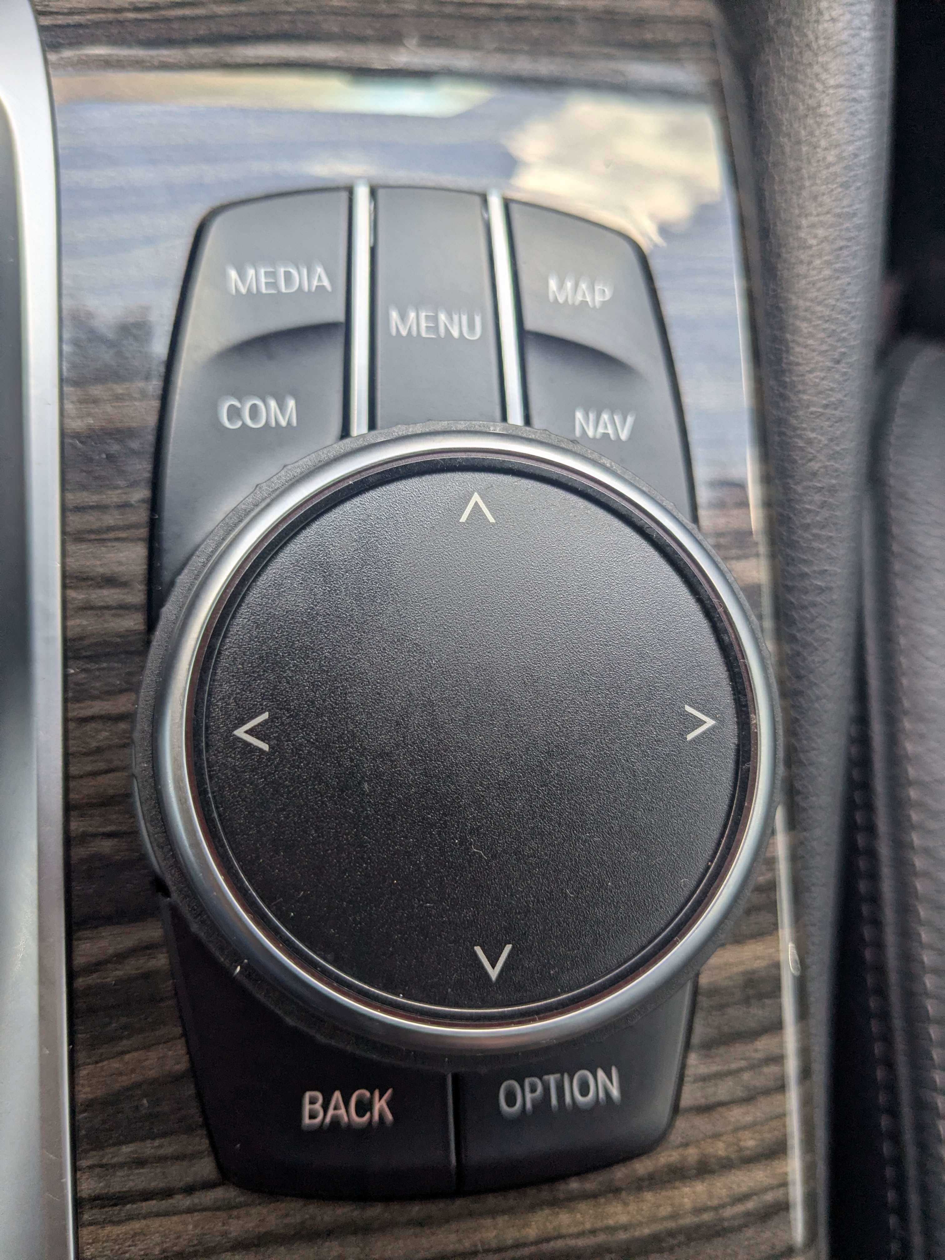 Used 2018 BMW 530i RWD image 27