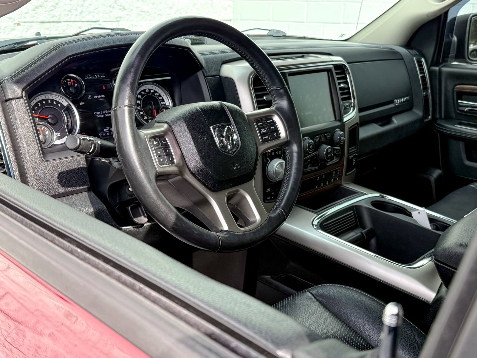 Used 2017 RAM 1500 Laramie w/ Convenience Group image 14