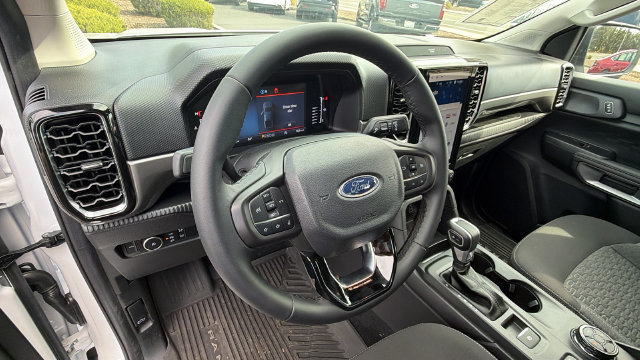 Used 2025 Ford Ranger XLT w/ FX4 Off-Road Package AWD/4WD image 31