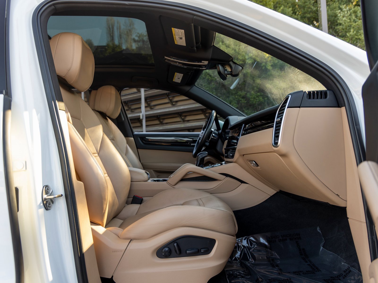 Certified 2023 Porsche Cayenne S image 54