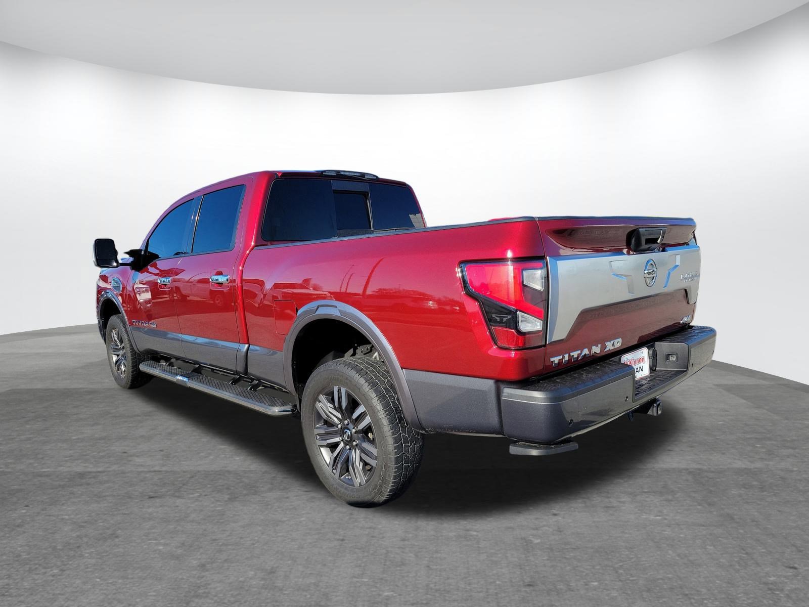Used 2021 Nissan Titan Platinum Reserve w/ Moonroof Package image 7