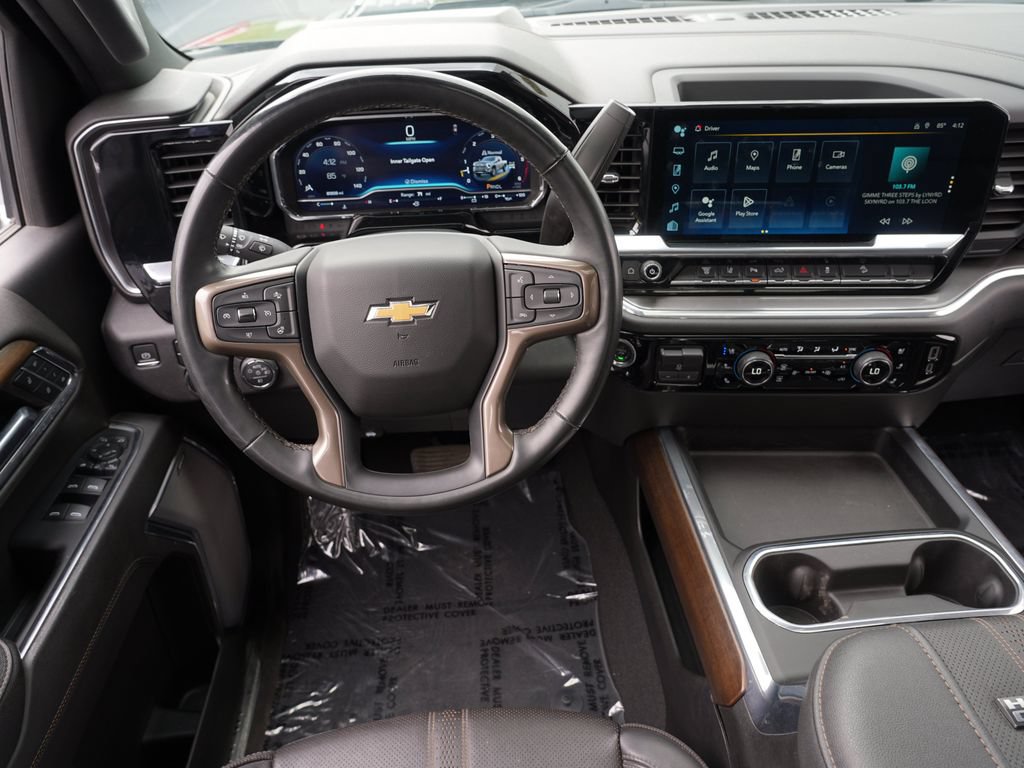 Used 2024 Chevrolet Silverado 3500 High Country w/ High Country Premium Package AWD/4WD image 21