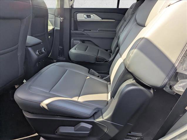 New 2026 Ford Explorer Active image 13