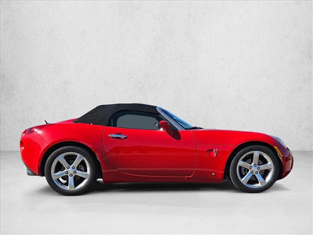 Used 2007 Pontiac Solstice Convertible w/ Premium Package image 4