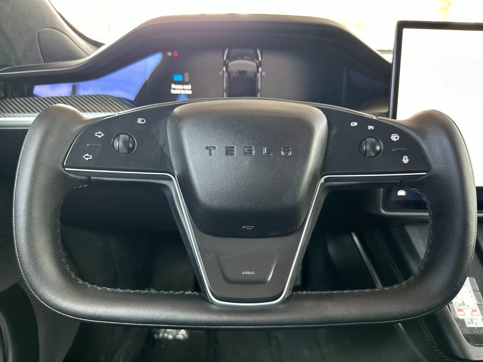 Used 2021 Tesla Model S Plaid image 25