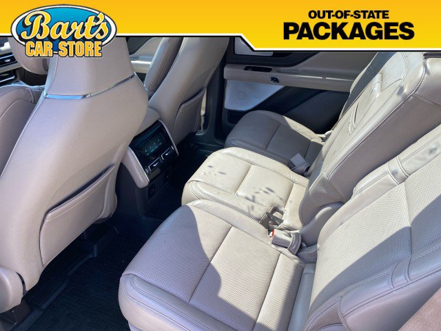 Used 2020 Lincoln Aviator Reserve w/ Equipment Group 202A AWD/4WD image 24