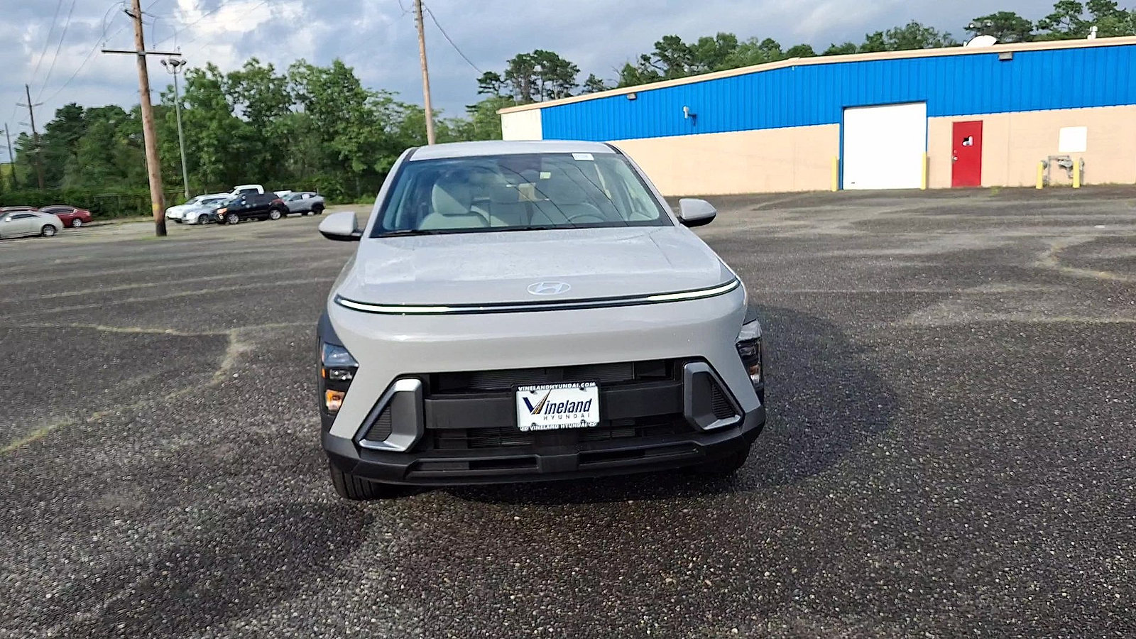 Certified 2025 Hyundai Kona SE AWD/4WD image 3