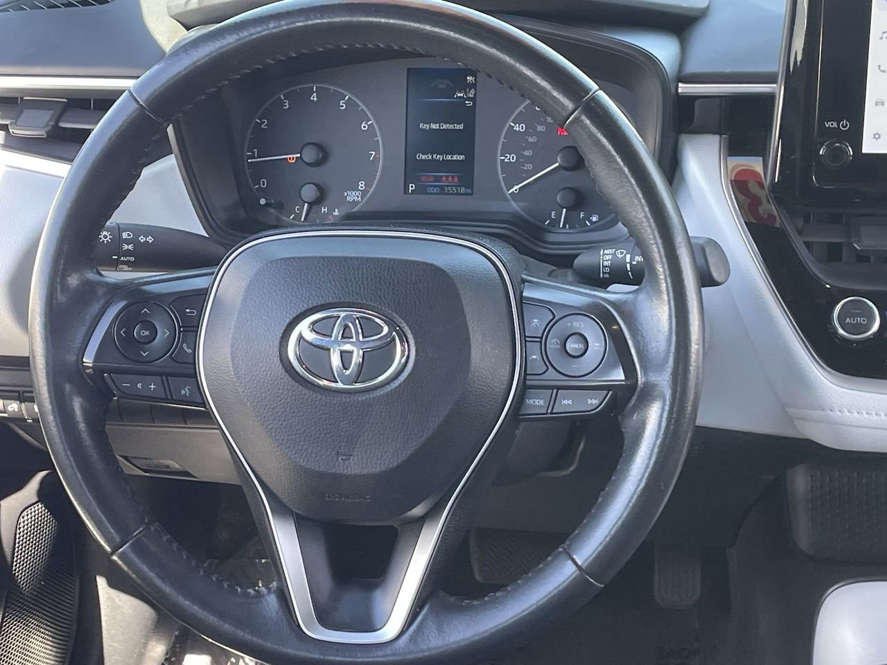 Used 2023 Toyota Corolla SE w/ Carpet Mat Package (TMS) image 13