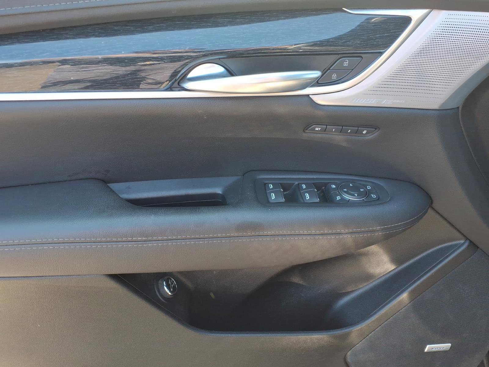 Certified 2023 Cadillac XT5 Premium Luxury AWD/4WD image 19