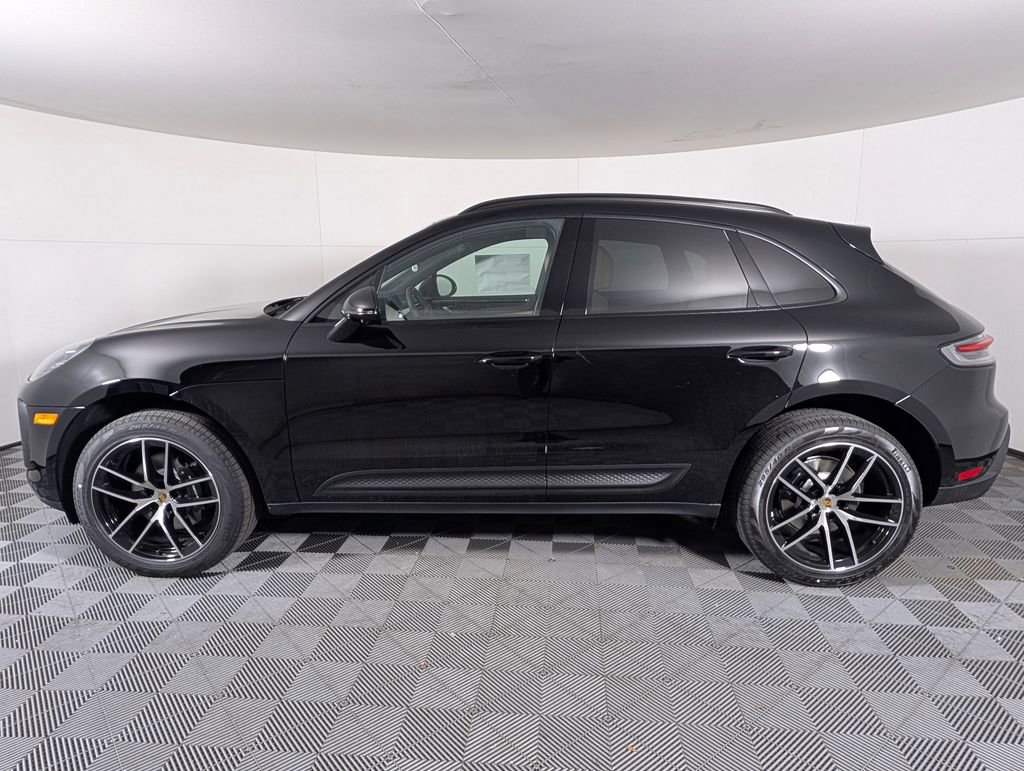 New 2026 Porsche Macan image 2