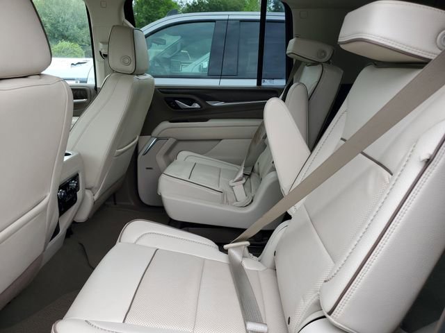 Used 2023 GMC Yukon XL Denali AWD/4WD image 10