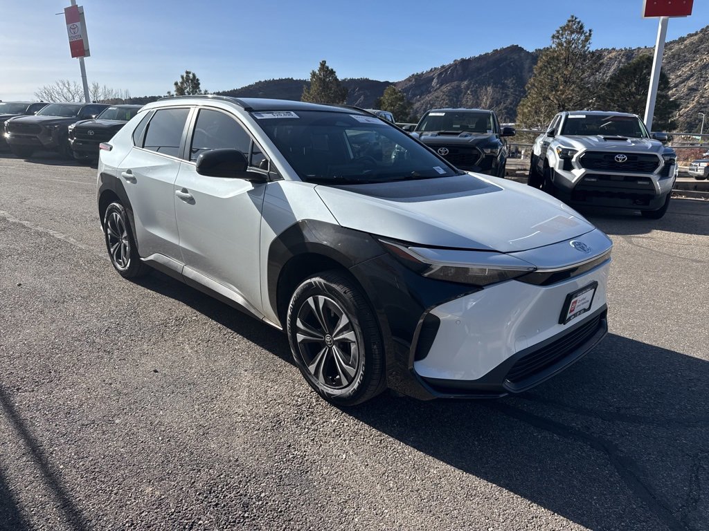 Used 2023 Toyota bZ4X XLE image 2