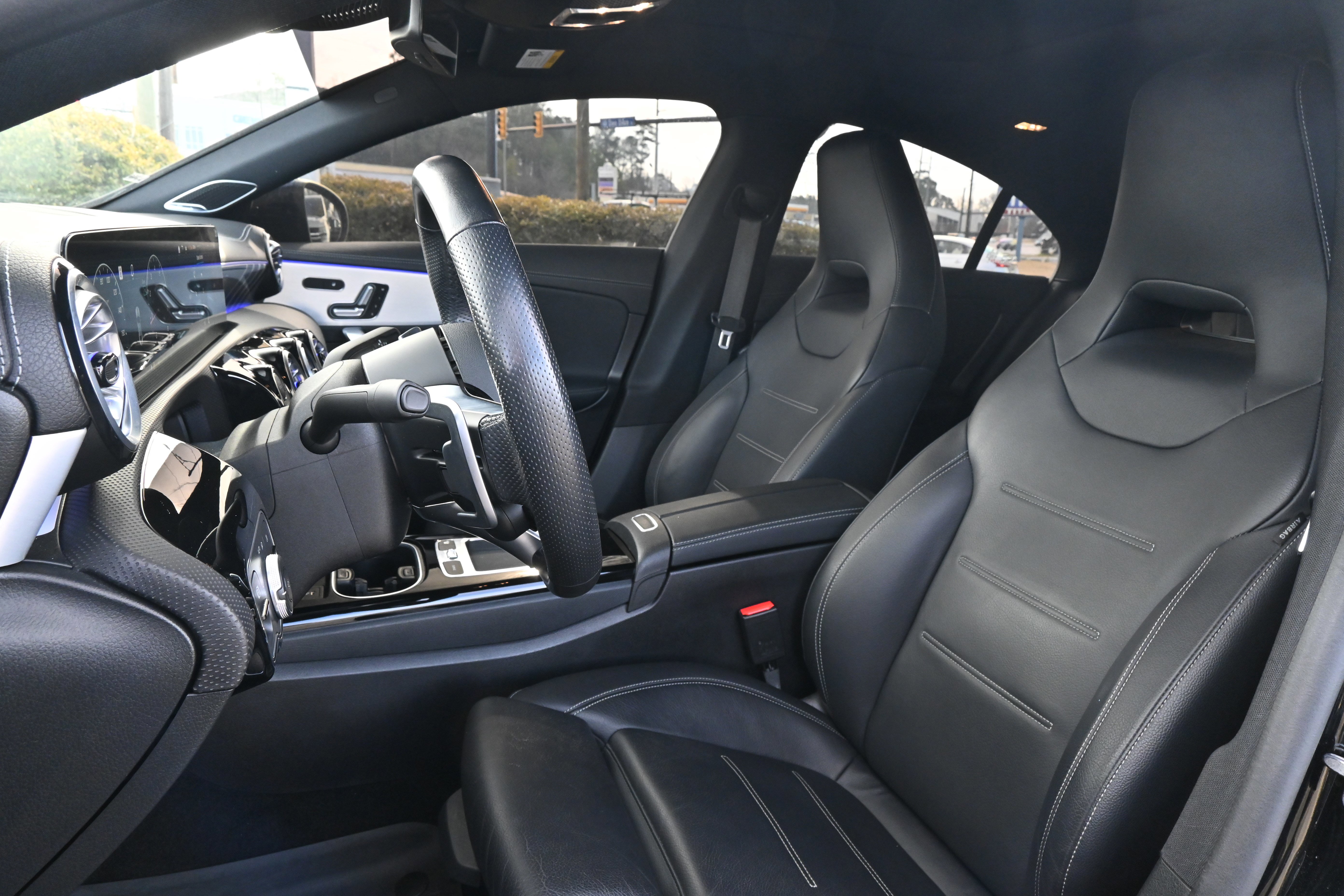 Used 2024 Mercedes-Benz CLA 35 AMG 4MATIC image 17