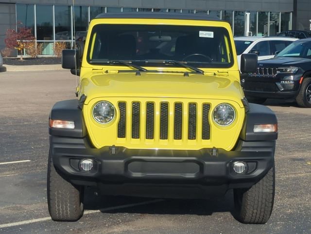 Used 2023 Jeep Wrangler Sport S image 5