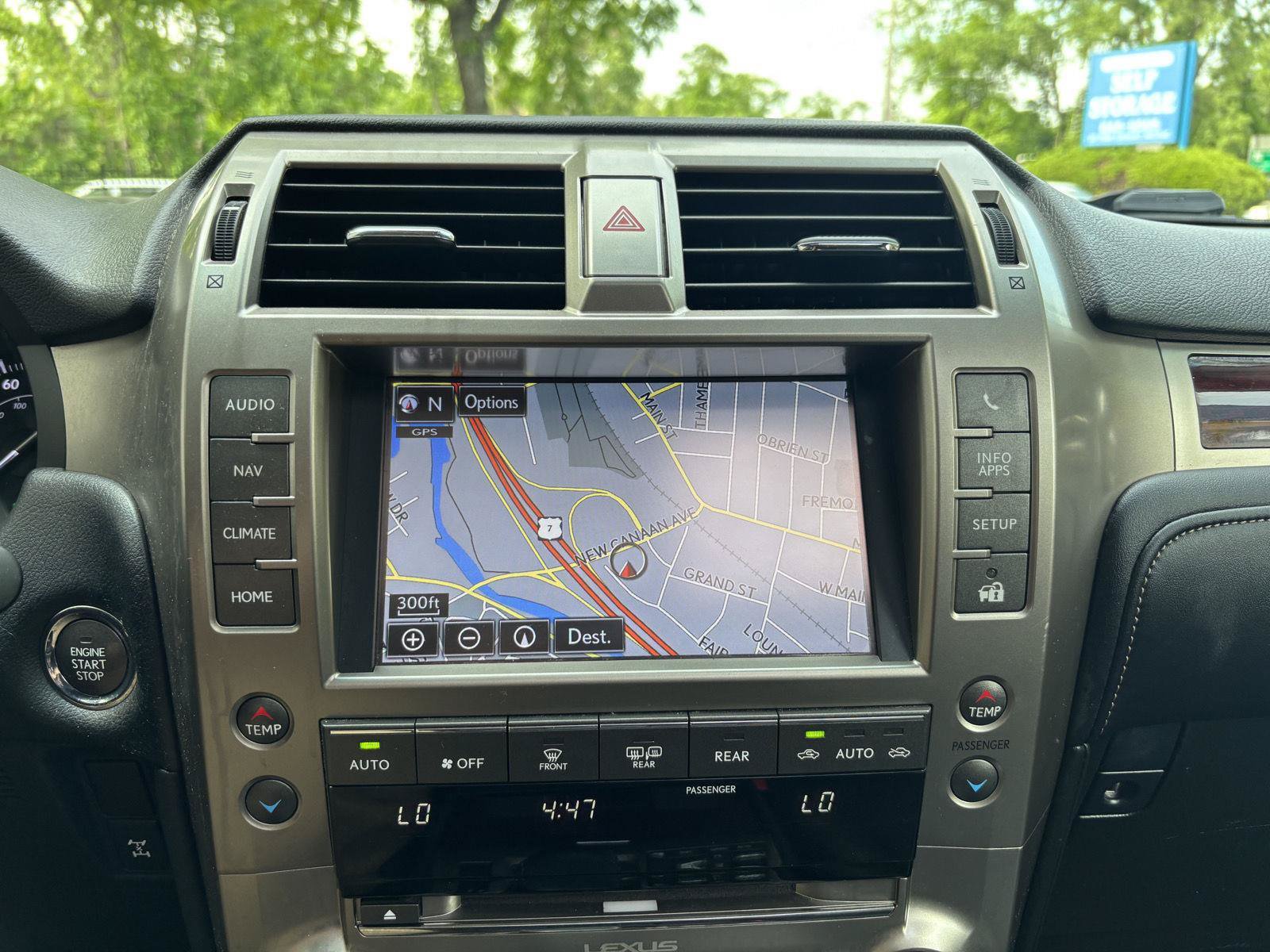 Used 2016 Lexus GX 460 w/ Premium Package AWD/4WD image 16