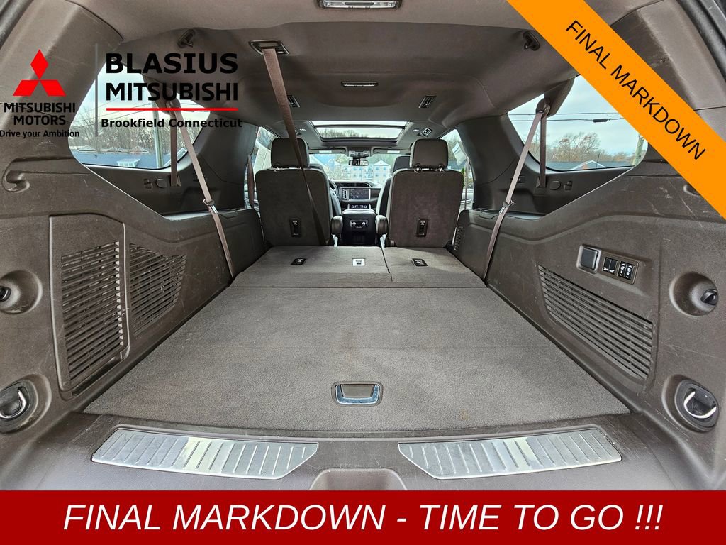 Used 2023 GMC Yukon XL Denali image 47