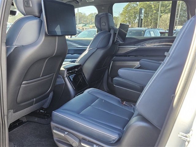 New 2025 Cadillac Escalade IQ Luxury 2 image 13
