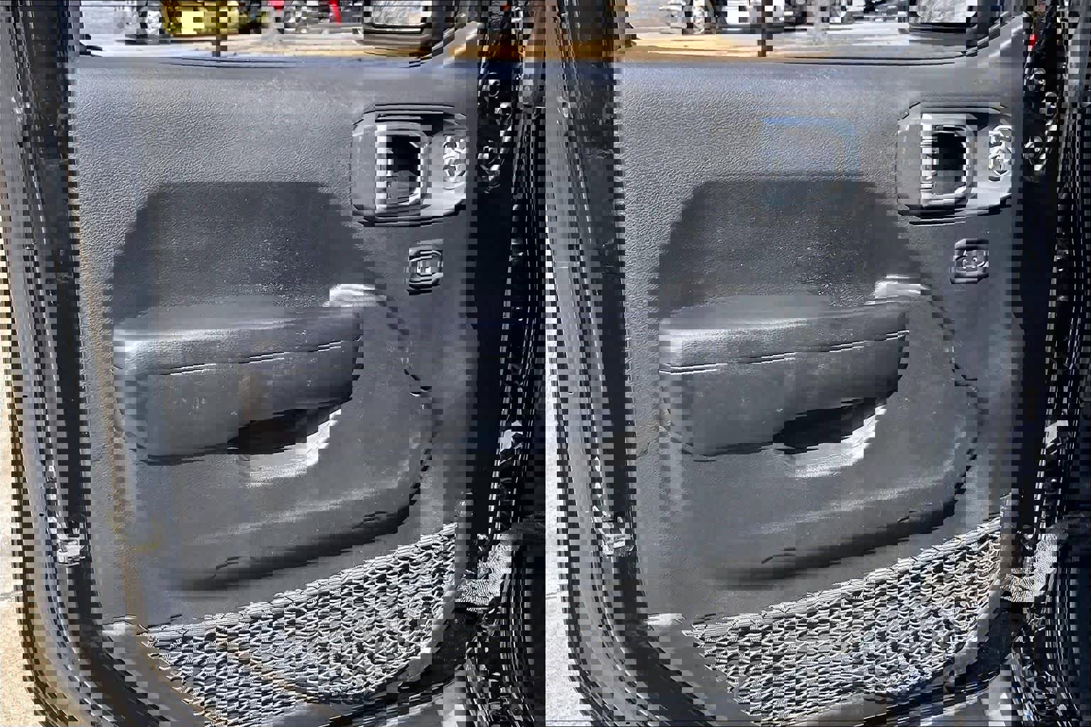 Used 2019 Jeep Wrangler Unlimited Rubicon w/ Dual Top Group image 20