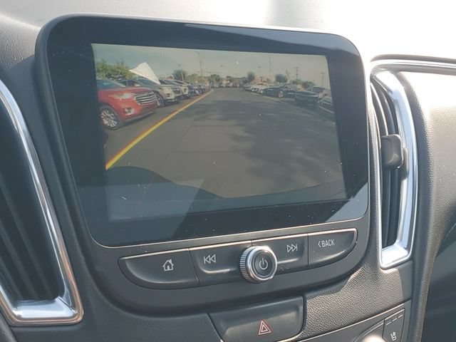 Used 2018 Chevrolet Malibu Premier w/ Premier Sport Package FWD image 26