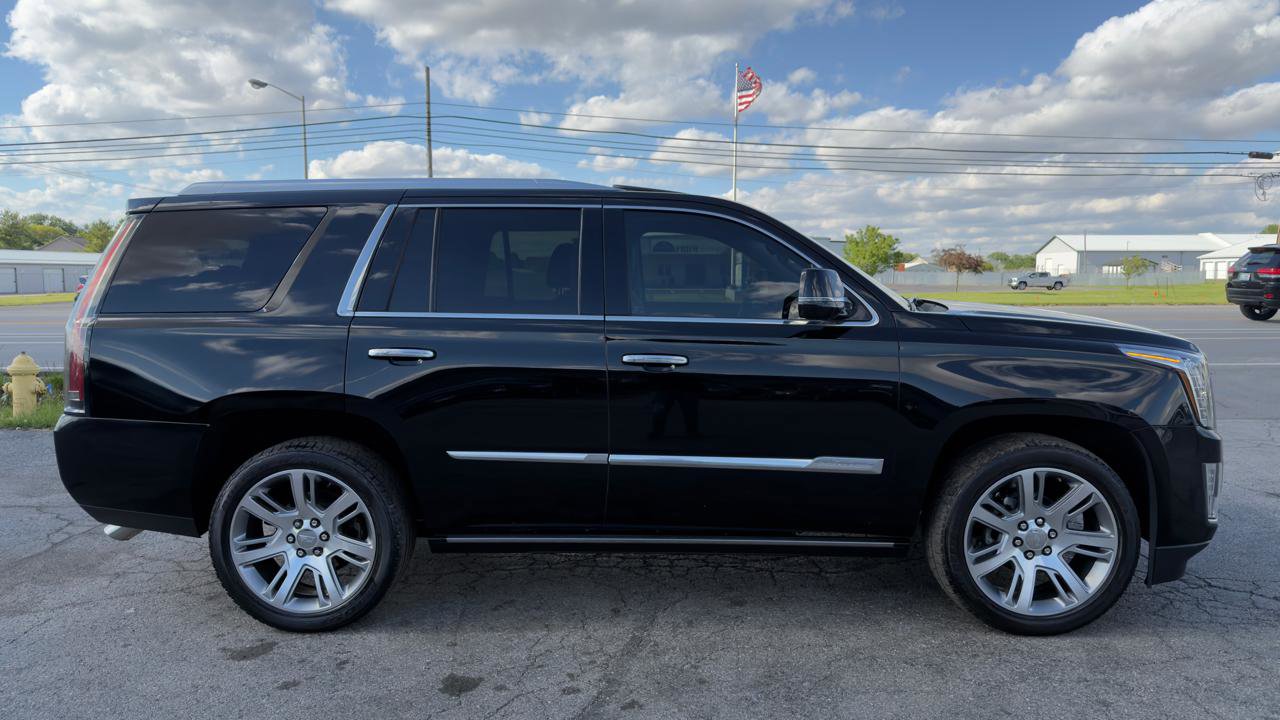 Used 2015 Cadillac Escalade Premium AWD/4WD image 10