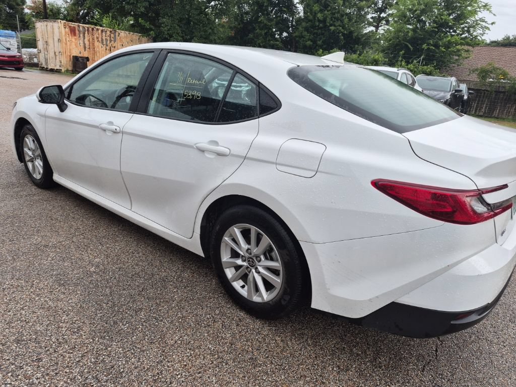 Used 2025 Toyota Camry LE FWD image 2
