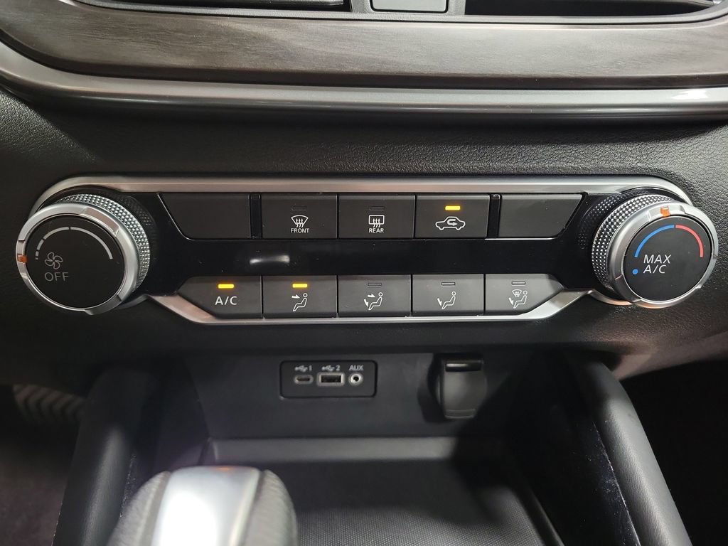 Used 2023 Nissan Altima 2.5 SV AWD/4WD image 18