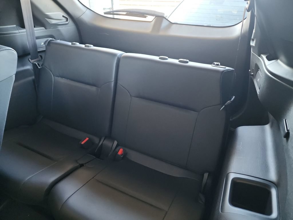 Used 2025 Mitsubishi Outlander SEL AWD/4WD image 41