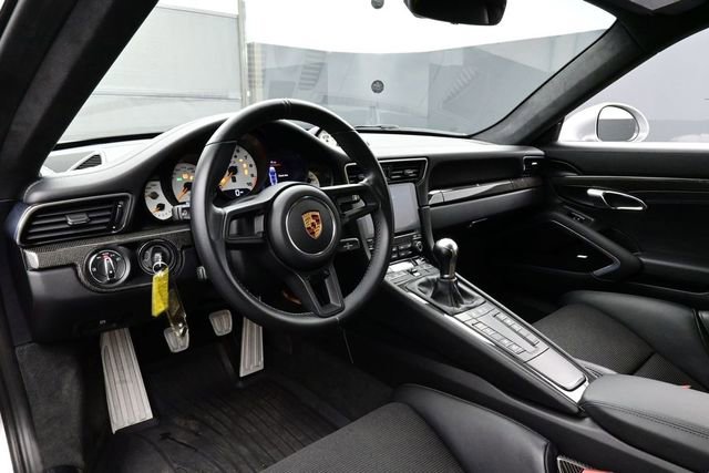 Certified 2018 Porsche 911 GT3 RWD image 4