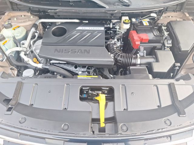 Certified 2024 Nissan Rogue Platinum FWD image 36